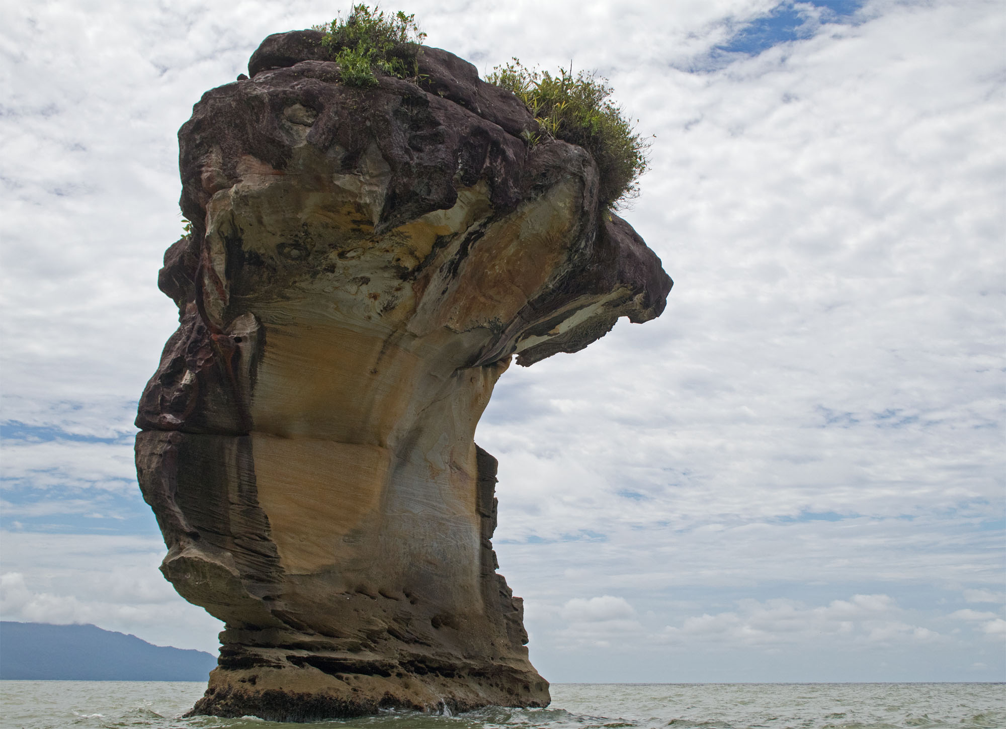 Sea stack Bako Mar 2017