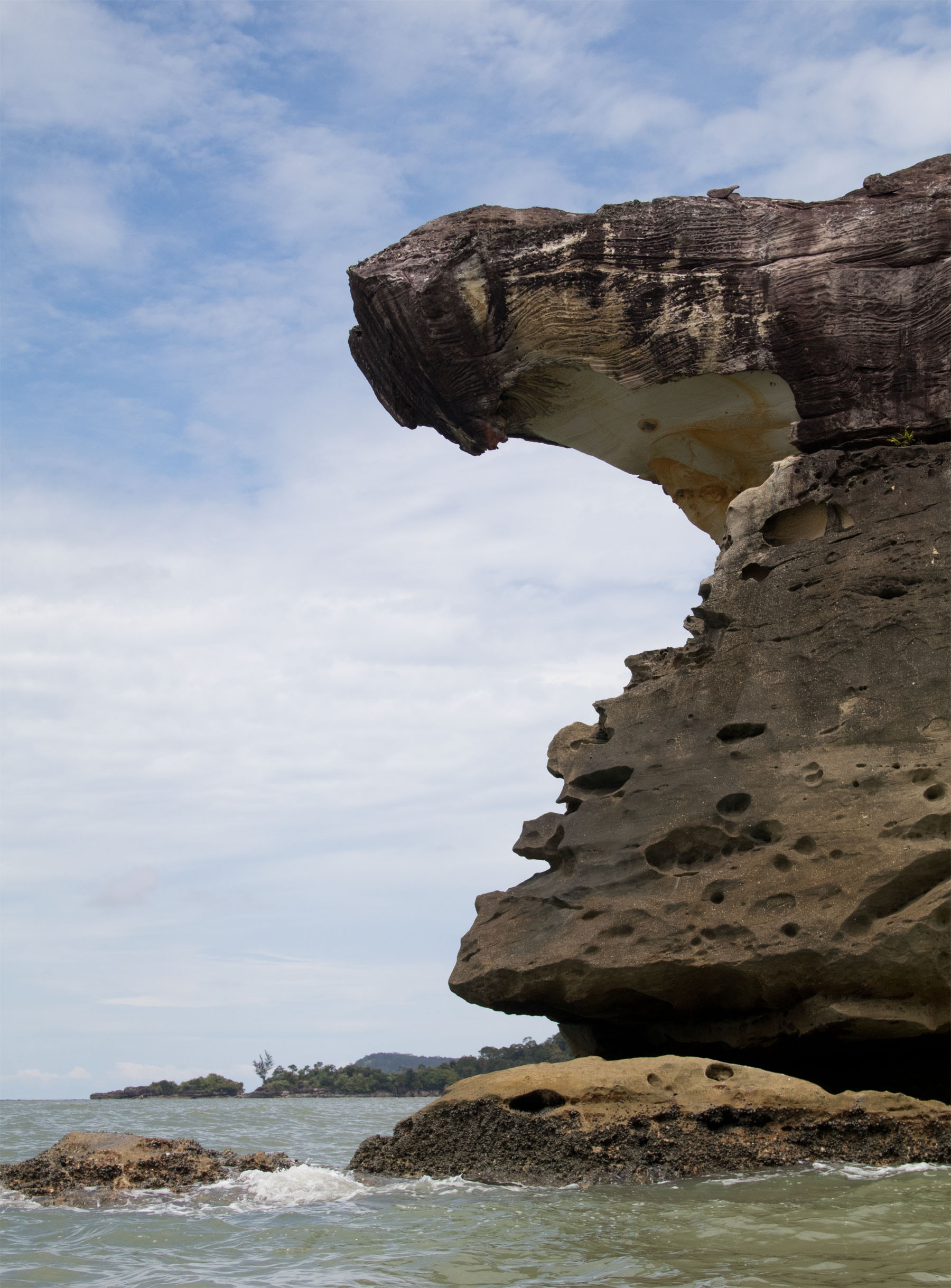 Sea stack2 Bako Mar 2017