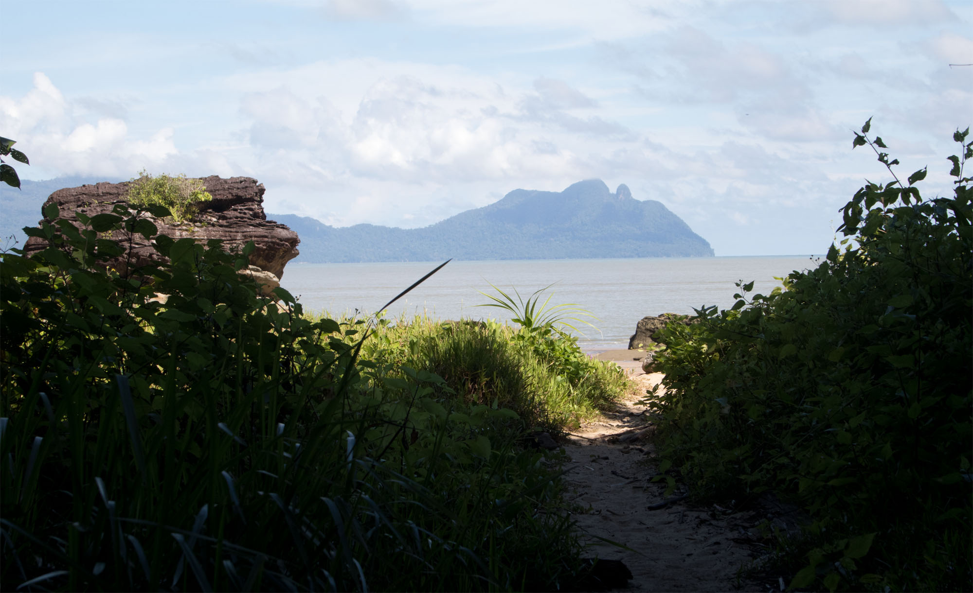 Path to the beach Bako Mar 2017